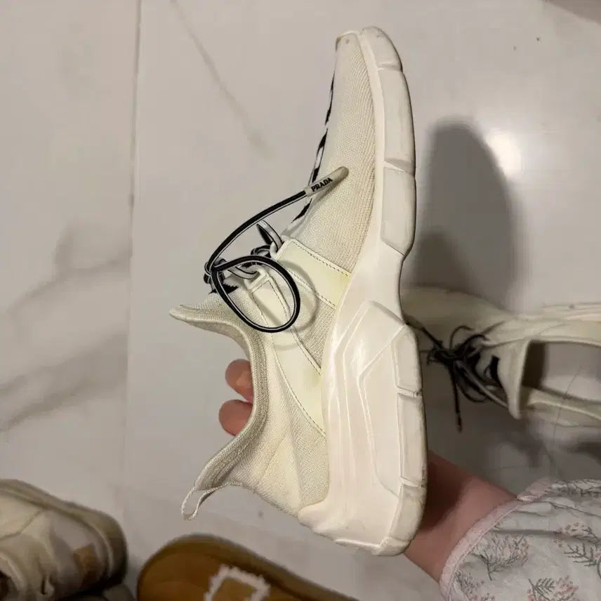 [BUNJANG] Prada White Logo Sneakers / (정품)프라다 화이트 로고 스니커즈