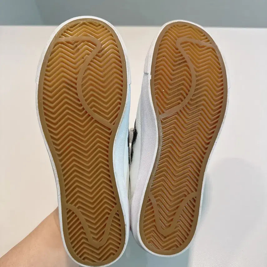 [BUNJANG] New Balance 210 Velcro Sneakers / [240] 뉴발란스 210 벨크로 스니커즈