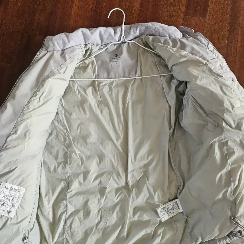 [BUNJANG] Black Yak Padded Jacket (95) / 블랙야크 패딩(95)