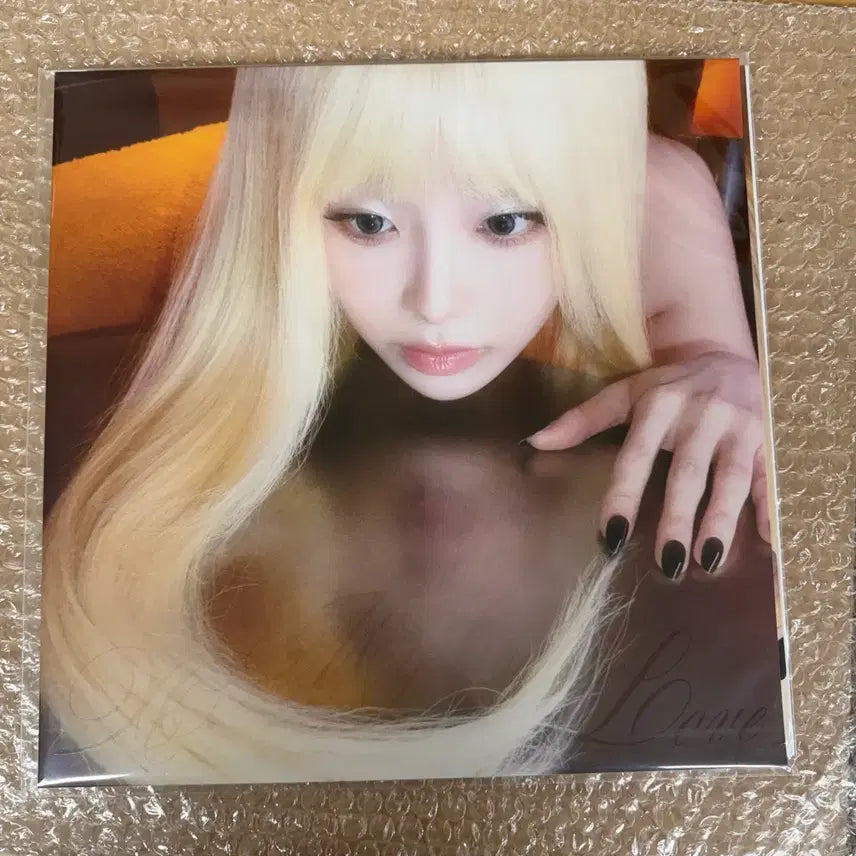 [BUNJANG] Chuu LP Album / 미개봉 츄 LP 앨범