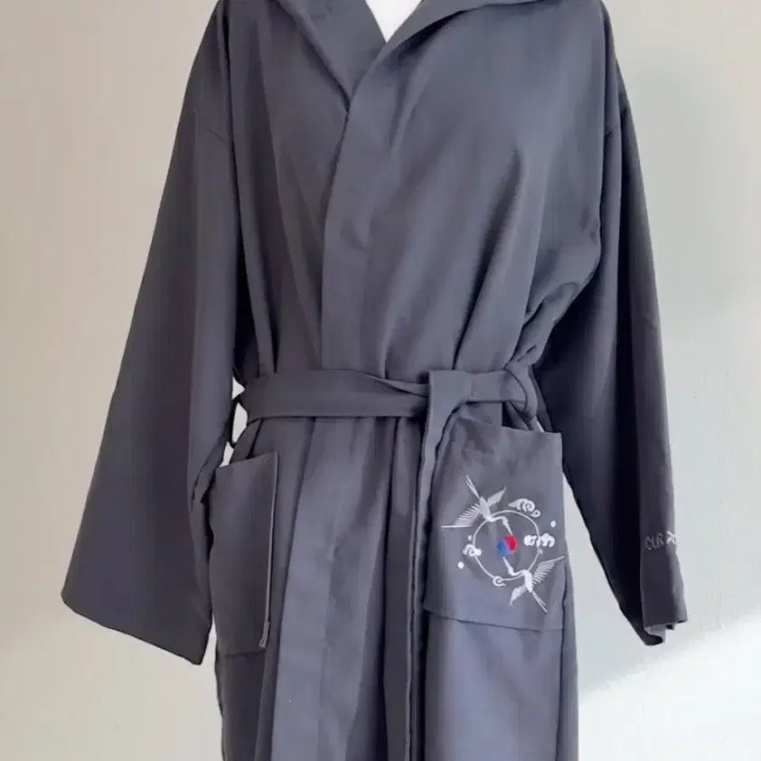 [SOLD OUT] 포포인츠 명동 가운 새제품
