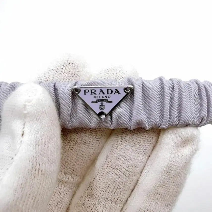 [BUNJANG] Prada Re-Nylon Hairband Gray / 새상품 프라다 리나일론 헤어밴드 머리띠 그레이 컬러