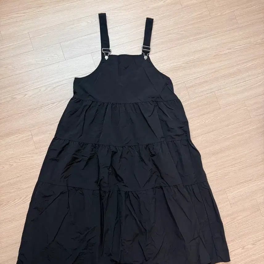 [BUNJANG] Designer Black Crinkled Maxi Dress / 거의 새상품 디자이너 블랙 바스락 치마멜빵 캉캉 롱 원피스 나시 프리