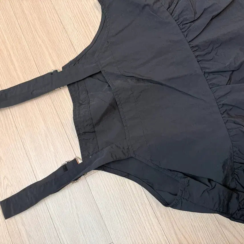 [BUNJANG] Designer Black Crinkled Maxi Dress / 거의 새상품 디자이너 블랙 바스락 치마멜빵 캉캉 롱 원피스 나시 프리