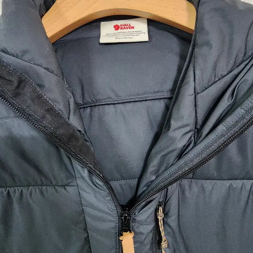 [BUNJANG] Fjallraven Dark Gray Padded Jacket / 피엘라벤 패딩 자켓 다크그레이