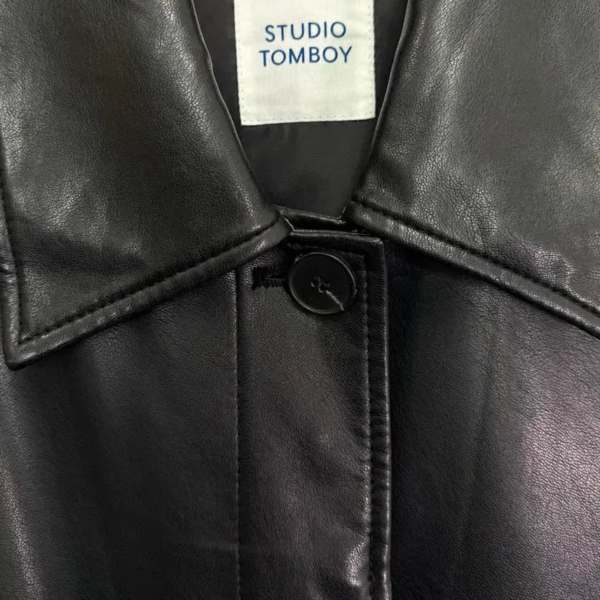 [SOLD OUT] 스튜디오톰보이 레더 자켓 22년도