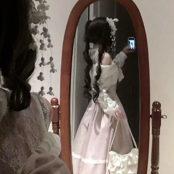 [BUNJANG] Classic Lolita Style Off-Shoulder Lace Long Dress / 클래식 양산형 로리타 스타일 오프숄더 레이스 롱 원피스