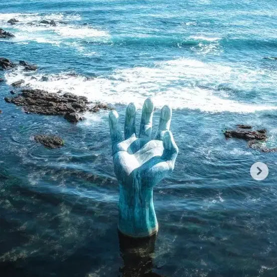 [BUNJANG] Pohang Homigot Hand of Mutual Benefit Silver Sculpture / 은"포항 호미곶 상생의 손 작품을 925은으로 한정판10개중 1개의 작품