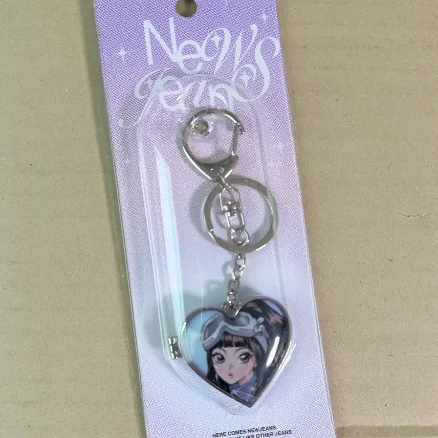 (정가이하) 뉴진스 겟업 팝업 혜인 거울 키링 미개봉 새상품