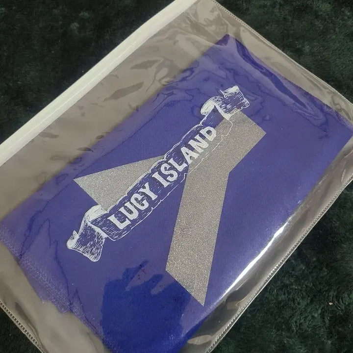 [BUNJANG] Lucy First Landing Slogan / 루시 퍼스트랜딩 슬로건