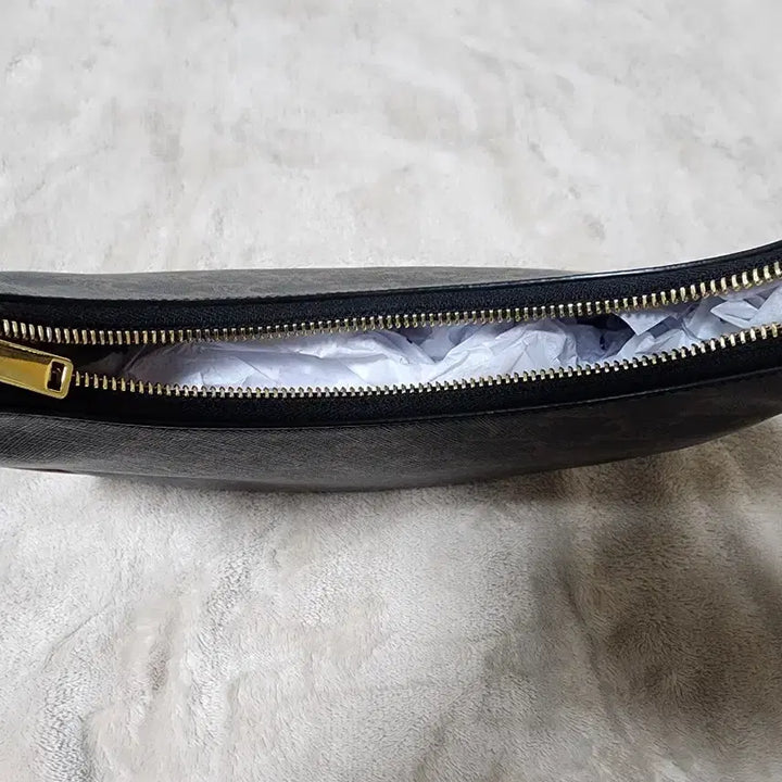 [BUNJANG] Celine Triomphe Ava Bag Medium / 셀린느 트리오페 아바백 미디움