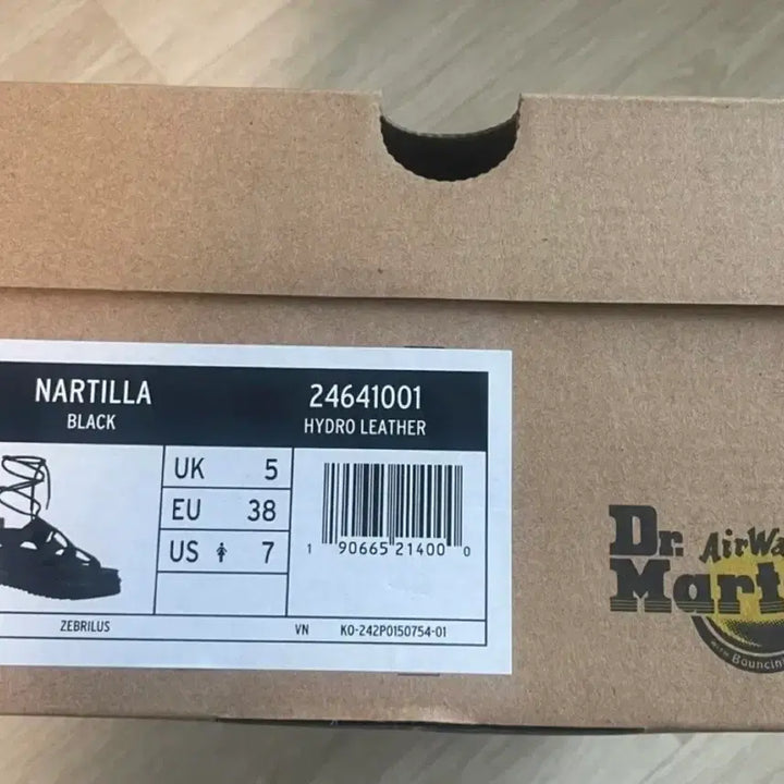 [BUNJANG] Dr. Martens Matilla Sandals / 닥터마틴 블랙 레더 마틸라샌들