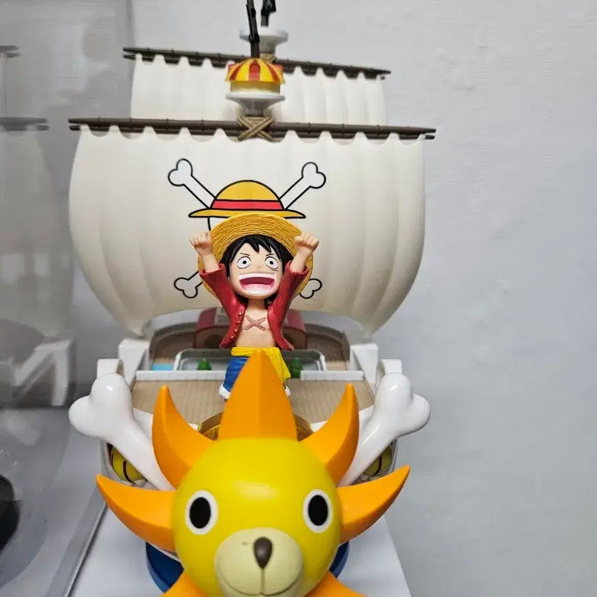[BUNJANG] One Piece Thousand Sunny World Collectable Figure / +덤))) 원피스 메가 월드 콜렉터블 피규어  사우전드 써니호