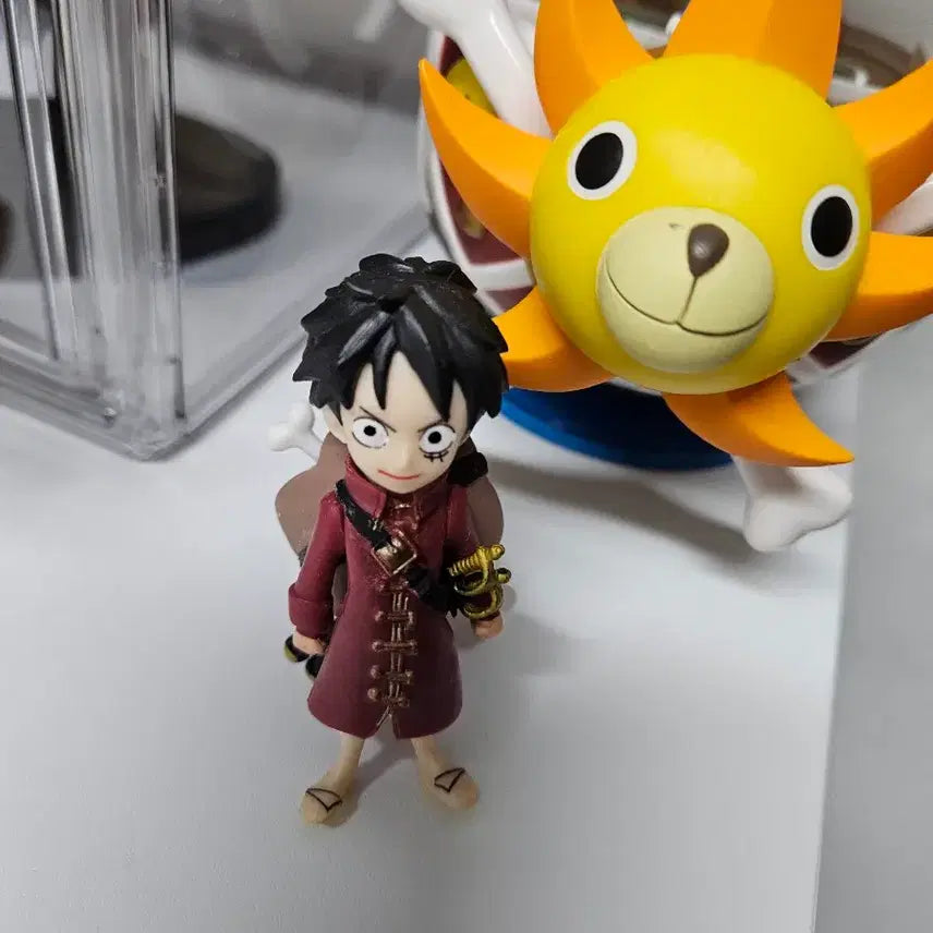 [BUNJANG] One Piece Thousand Sunny World Collectable Figure / +덤))) 원피스 메가 월드 콜렉터블 피규어  사우전드 써니호