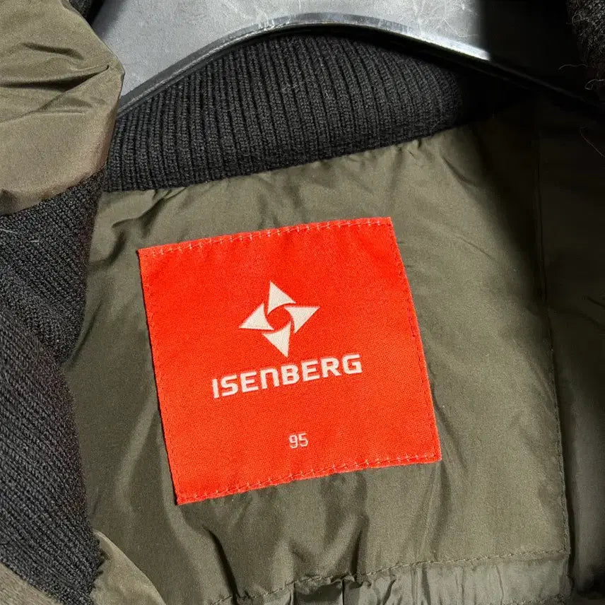 [BUNJANG] Eisenberg Duck Down Padded Jacket / 아이젠버그 덕다운 패딩 점퍼