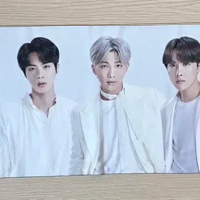 [BUNJANG] BTS Tour Merch Spread Photo / 방탄 BTS 투어머치 스프레드 포토