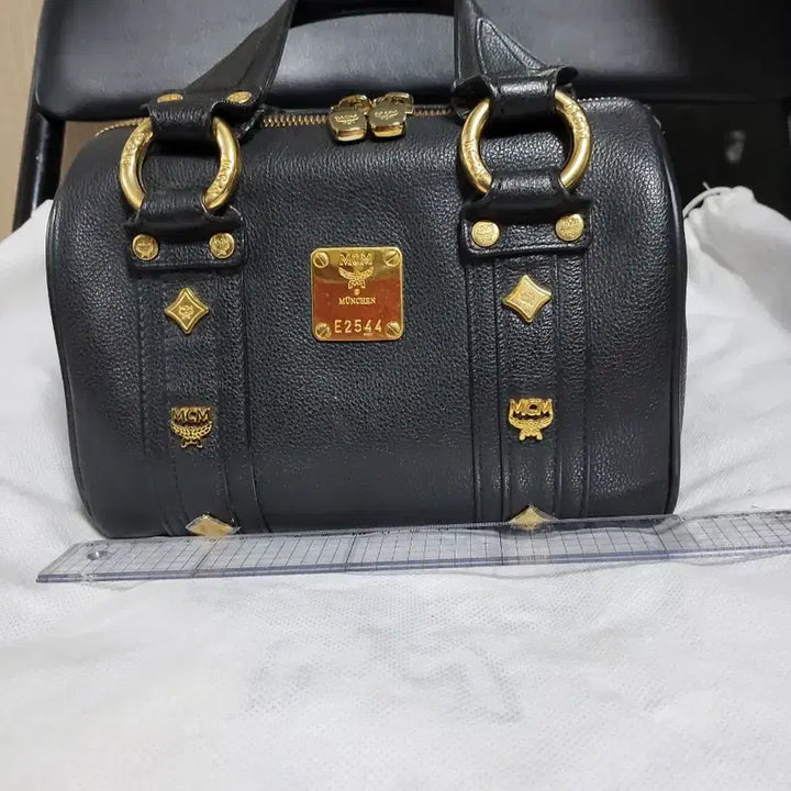 [BUNJANG] MCM Black Shoulder Tote Bag / MCM 블랙 숄더백 토트백 가방 성주택