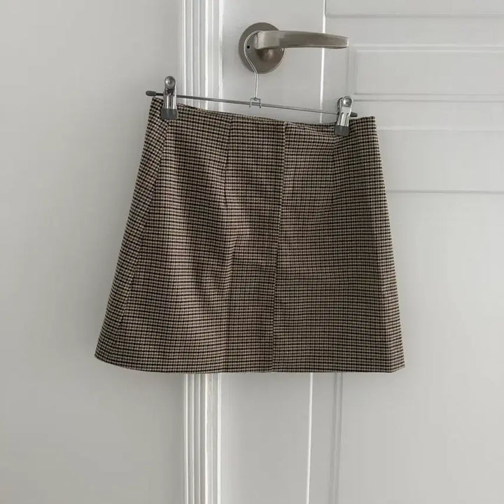 [BUNJANG] H&amp;M Check Pattern Mini Skirt (EU 34) / H&amp;M 체크 패턴 미니 스커트(EU 34)