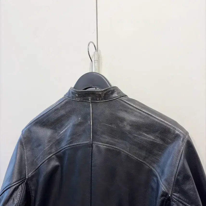[BUNJANG] 25FW Years Ago Distressed Leather Jacket / 25FW 이얼즈어고 디스트레스드 레더 자켓