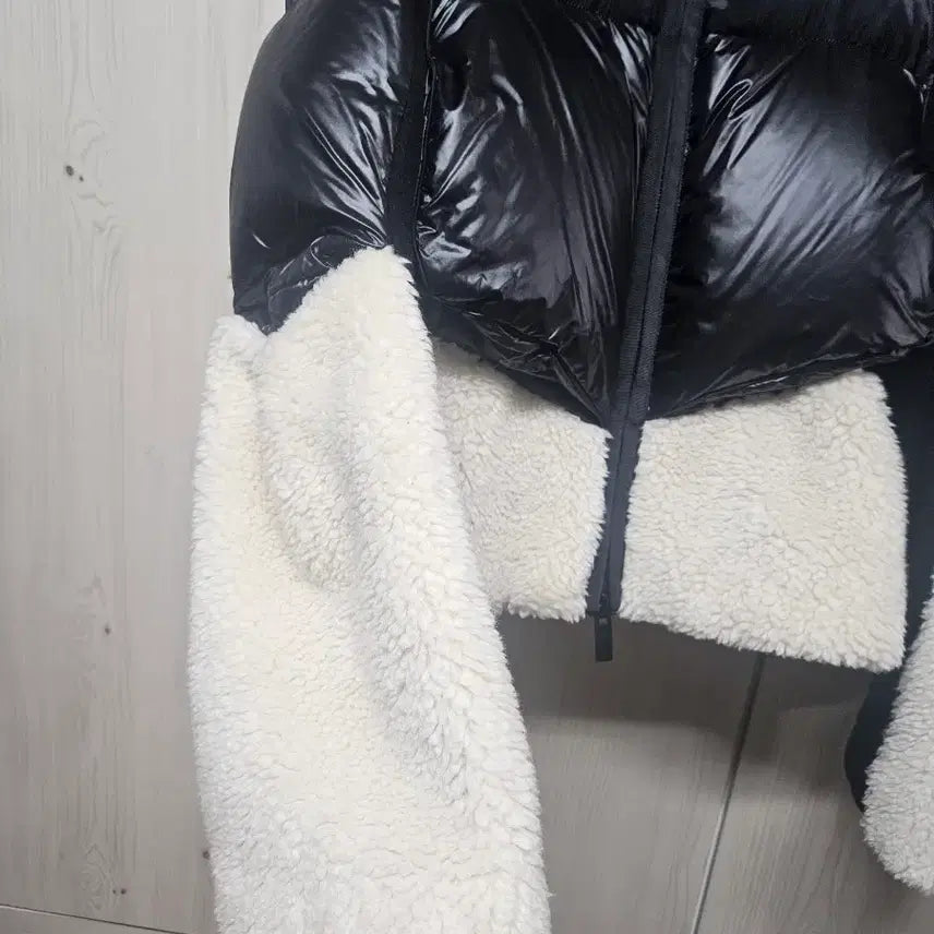 [BUNJANG] Black Short Dumble Sleeve Padding / 블랙 숏 패딩  덤블 소매  수입의류