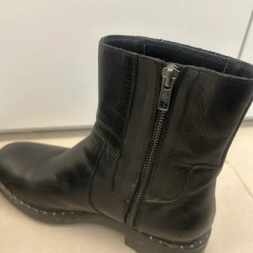 [BUNJANG] Black Leather Ankle Boots / 블랙 가죽 앵클 부츠