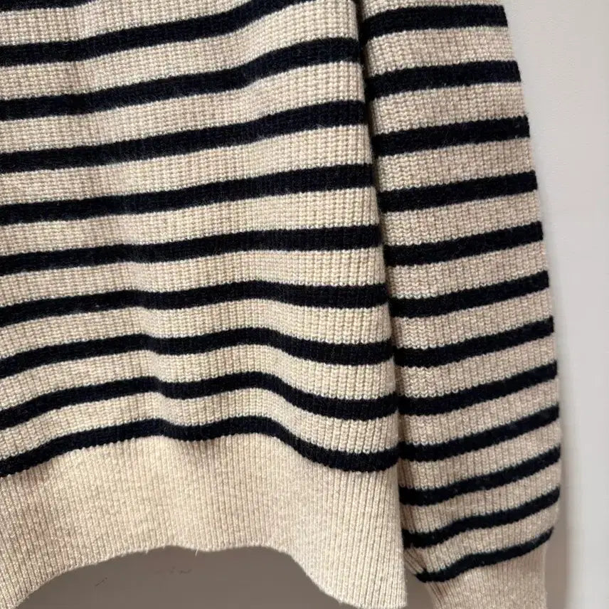 [BUNJANG] RECTO French Stripe Knit Oatmeal / [L] 렉토 23fw 프렌치 스트라이프 니트 오트밀