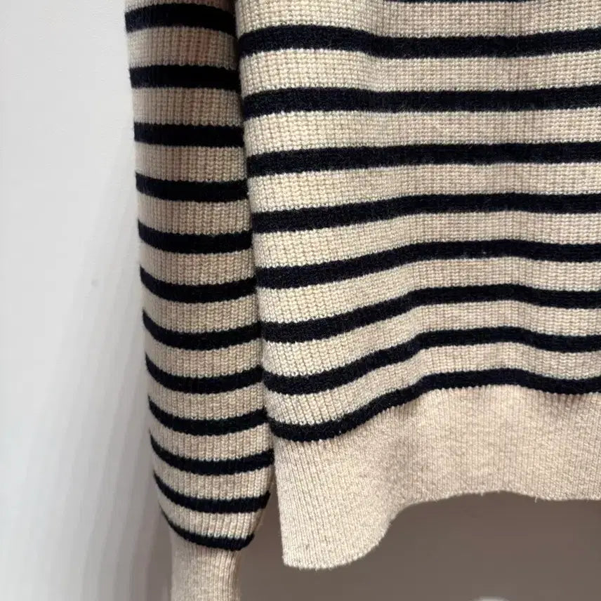 [BUNJANG] RECTO French Stripe Knit Oatmeal / [L] 렉토 23fw 프렌치 스트라이프 니트 오트밀