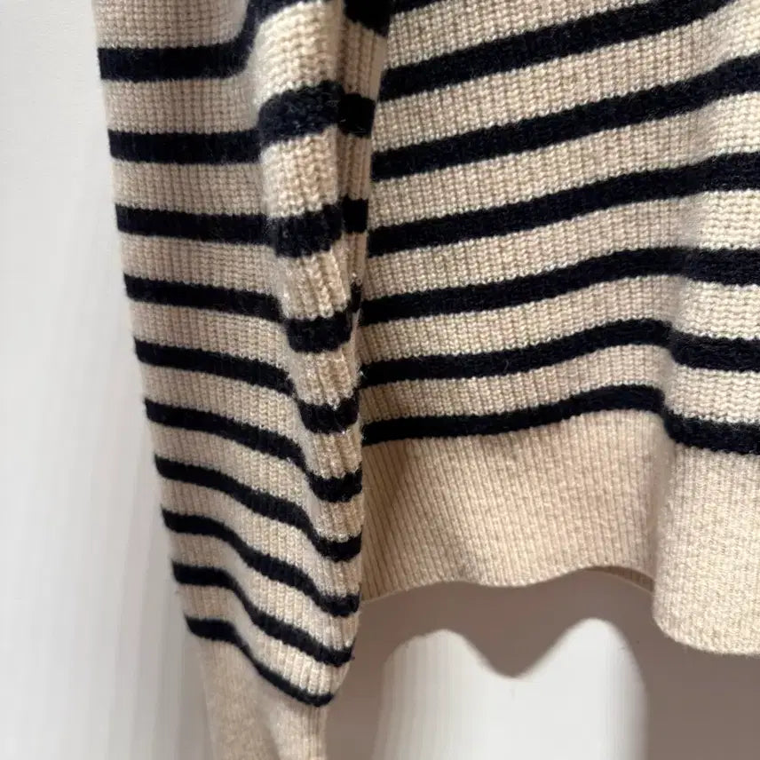 [BUNJANG] RECTO French Stripe Knit Oatmeal / [L] 렉토 23fw 프렌치 스트라이프 니트 오트밀