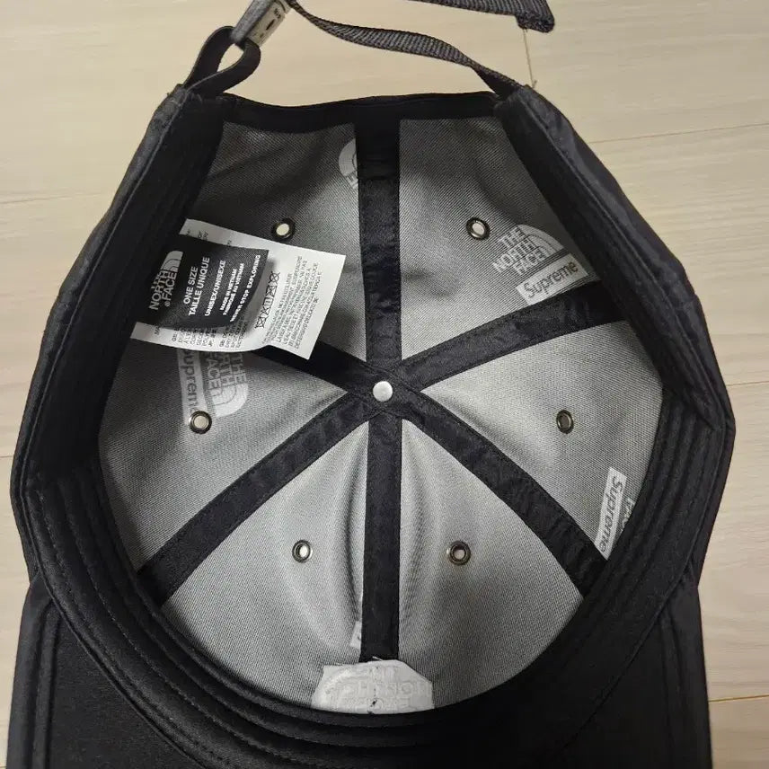 [BUNJANG] Supreme x The North Face Split 6-Panel Black / [24SS] 슈프림X노스페이스 스플릿 6-패널블랙