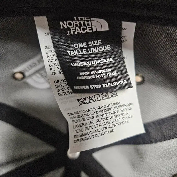 [BUNJANG] Supreme x The North Face Split 6-Panel Black / [24SS] 슈프림X노스페이스 스플릿 6-패널블랙