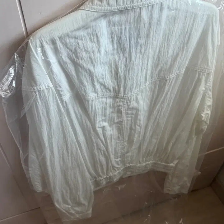 [BUNJANG] The Boyz The Here by Mood Summer Blouson / (새상품) 더히어 바이무드 썸머 블루종 화이트