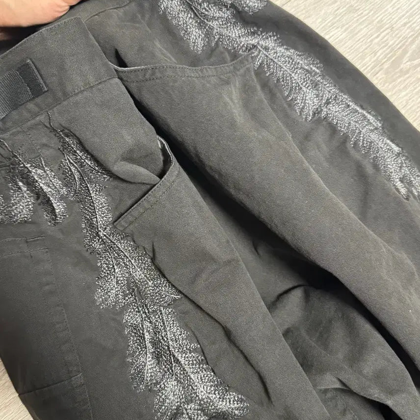 [BUNJANG] Politeulu 1011 Feather Goshima Pants / 새상품 3) 폴리테루 1011 페더 고시마 블랙