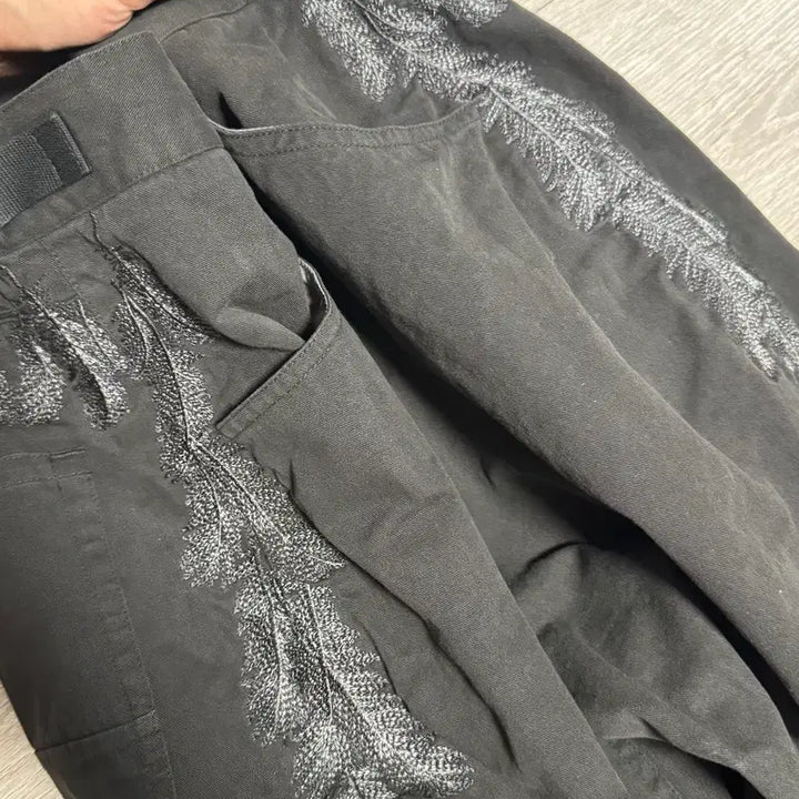 [BUNJANG] Politeulu 1011 Feather Goshima Pants / 새상품 3) 폴리테루 1011 페더 고시마 블랙