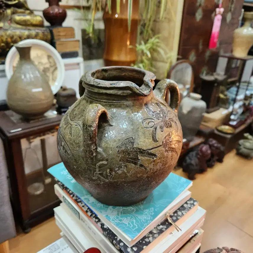 [BUNJANG] Antique Stone Red Floral Pattern Porcelain Vase / 석간주 화문 도자기(골동품)