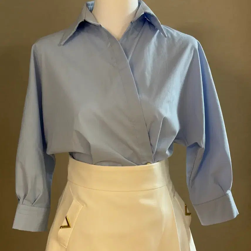 [BUNJANG] Sky Blue Button-Up Shirt Blouse / 여성 하늘색 셔츠 블라우스