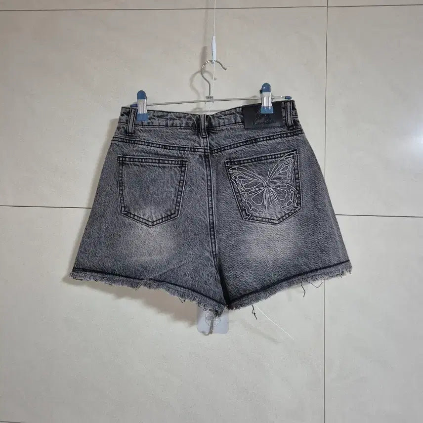 [BUNJANG] Fancy Club Denim Shorts Size S (44-55) / 성수동 팝업스토어 팬시클럽  데님 숏 팬츠 1싸이스s 44-55
