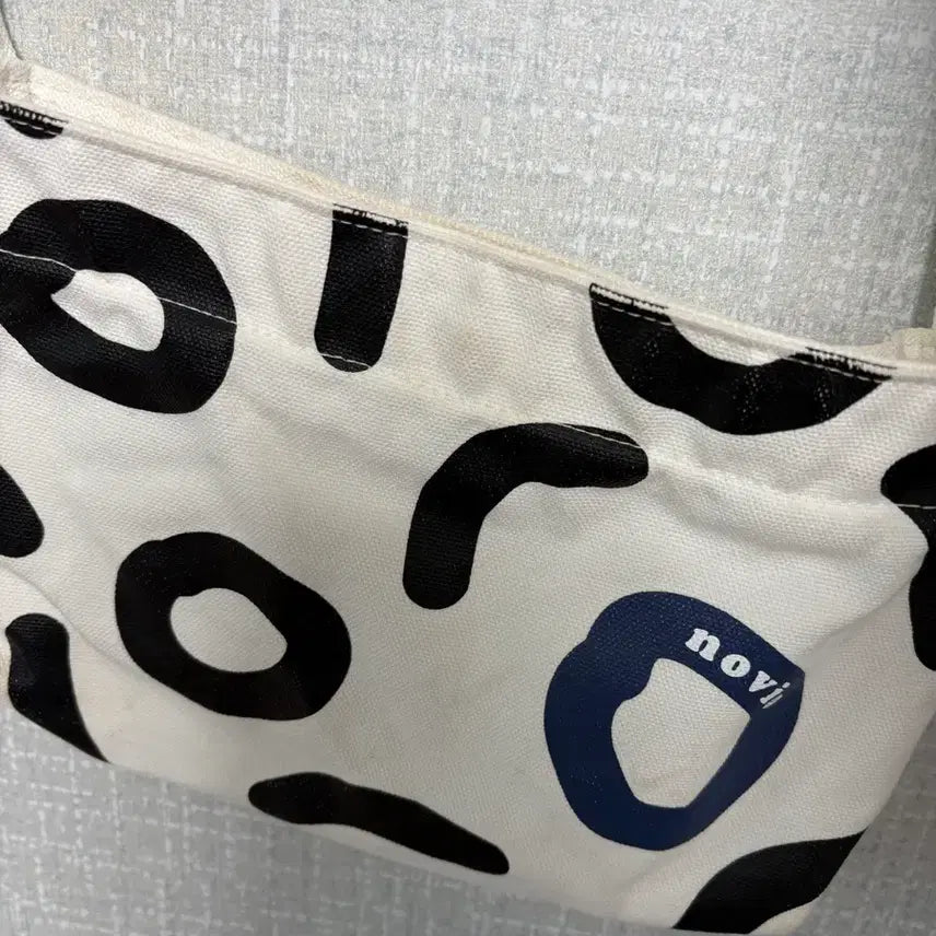 [BUNJANG] NO:VEO Cowback Crossbag / 노비오 카우백 크로스백