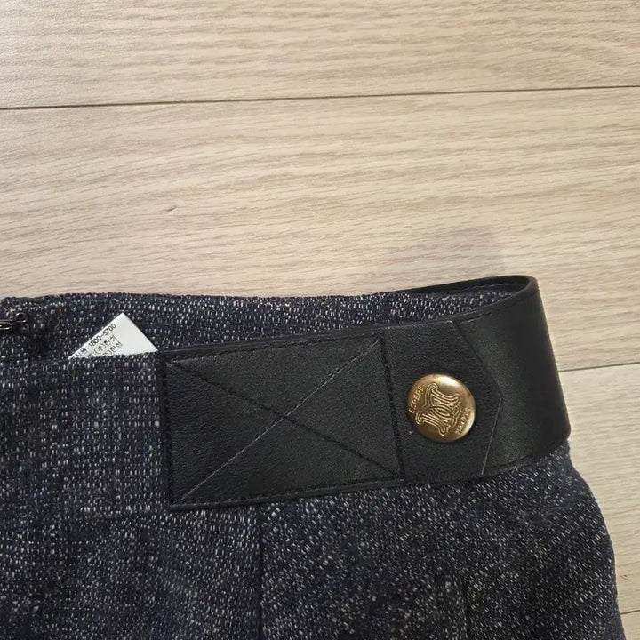[BUNJANG] SJSJ A-Line Flare Tweed Skirt / 23한섬 SJSJ A라인 플레어 스커트