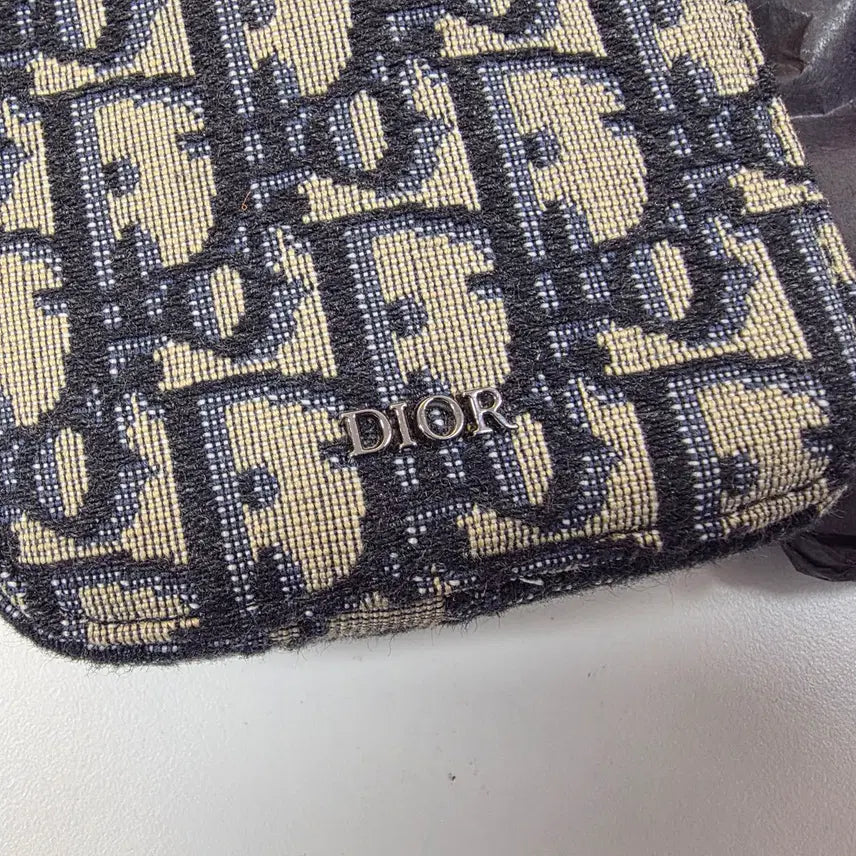 [BUNJANG] Dior Oblique Vertical Pouch / [디올 공홈 제품 / 실사용 5회 미만] 디올 오블리크 버티컬 파우치
