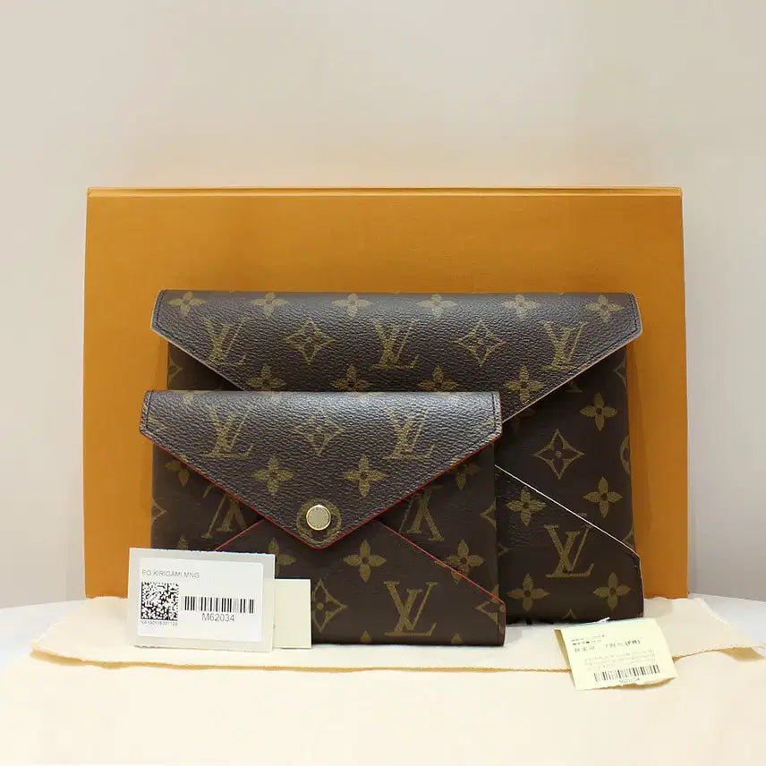 [BUNJANG] Louis Vuitton Monogram Pochette Kirigami Pouch M62034 / [명품다올동래] 루이비통 모노그램 포쉐트 키리가미 파우치 M62034