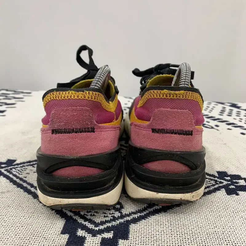 [BUNJANG] Nike Waffle One Active Fuchsia Sneakers (240) / 나이키 와플원 액티브 푸시아 운동화 스니커즈 240 E02056