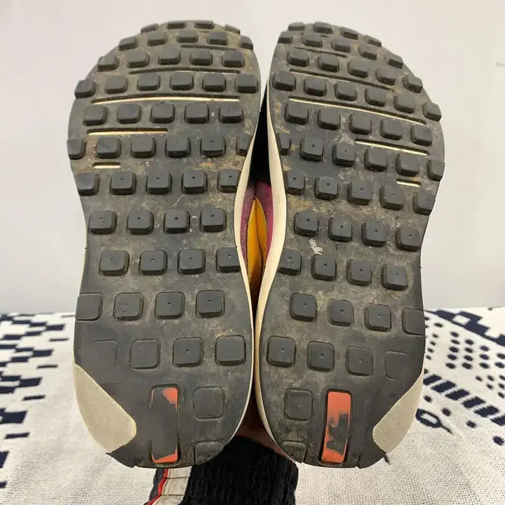 [BUNJANG] Nike Waffle One Active Fuchsia Sneakers (240) / 나이키 와플원 액티브 푸시아 운동화 스니커즈 240 E02056