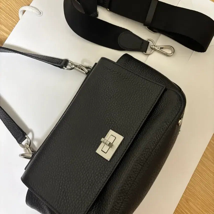 [BUNJANG] Minitmute Peretti Mini Black / 미닛뮤트 페레티 미니 블랙