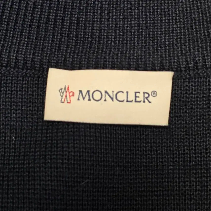 [BUNJANG] Moncler Navy Knit Padded Jacket / 몽클레어 니트패딩 네이비 XL