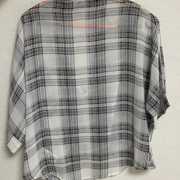 [BUNJANG] TOM BY Check Loose Fit Shirt Blouse / TOM BY 체크 루즈핏 셔츠 블라우스