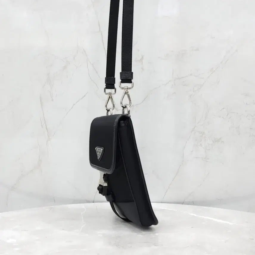 [BUNJANG] Prada Triangle Logo Nylon Phone Case Mini Crossbody Bag 2ZH109 / 프라다 삼각로고 나일론 폰케이스 미니 크로스백 2ZH109