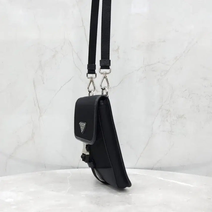 [BUNJANG] Prada Triangle Logo Nylon Phone Case Mini Crossbody Bag 2ZH109 / 프라다 삼각로고 나일론 폰케이스 미니 크로스백 2ZH109