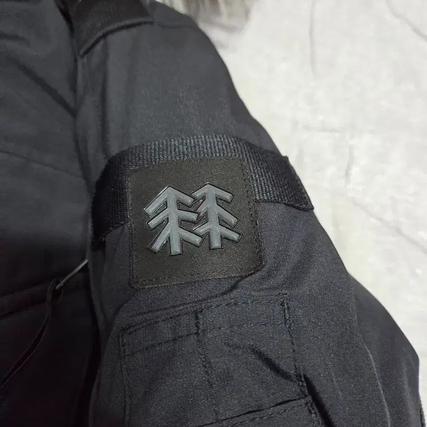 [BUNJANG] Kolon Ryu Junyeol Antarctica Origin Jacket (Size 95) / 급처 코오롱 류준열 안타티카 오리진 95사이즈 정가95만원.
