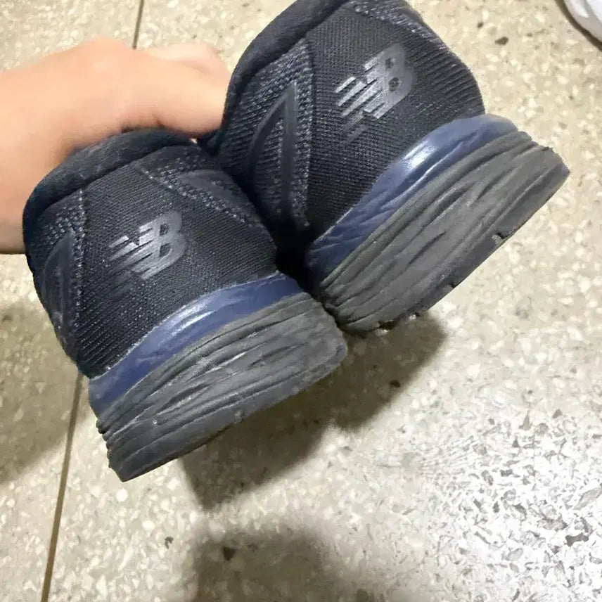 [BUNJANG] New Balance 880 Running Shoes / 뉴발란스 880 260