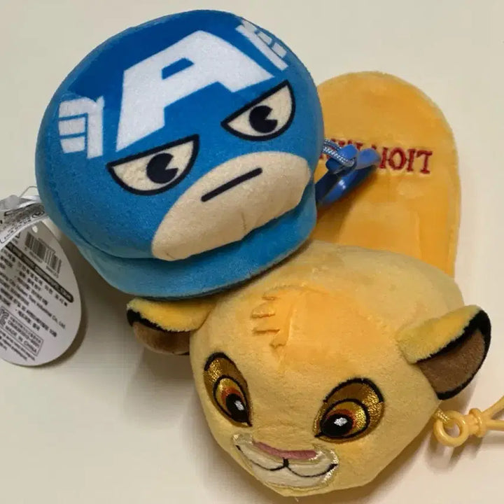 [BUNJANG] Marvel Captain America &amp; Lion King Simba Slipper Keyrings / 슬리퍼가방고리/ 마블 캡틴아메리카 / 라이온킹 심바 /슬리퍼인형키링